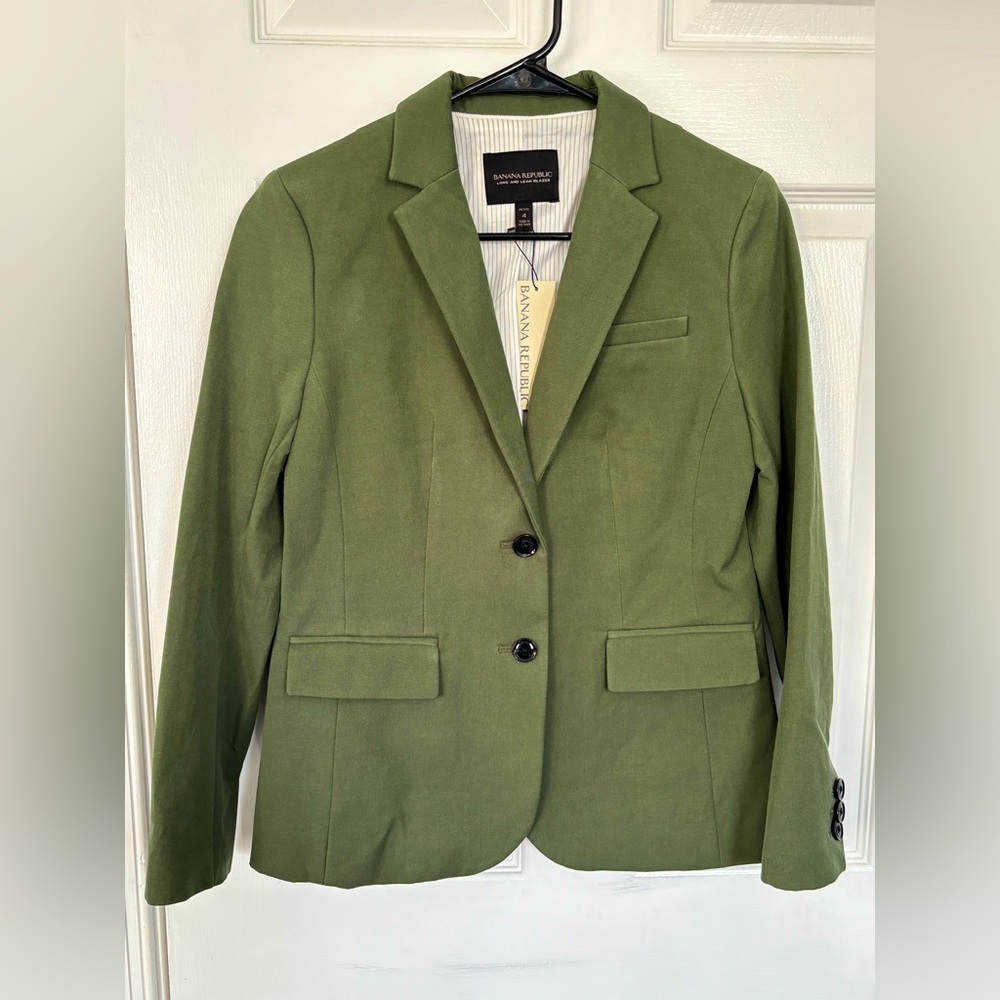 Banana Republic Long and Lean Blazer in Military Green